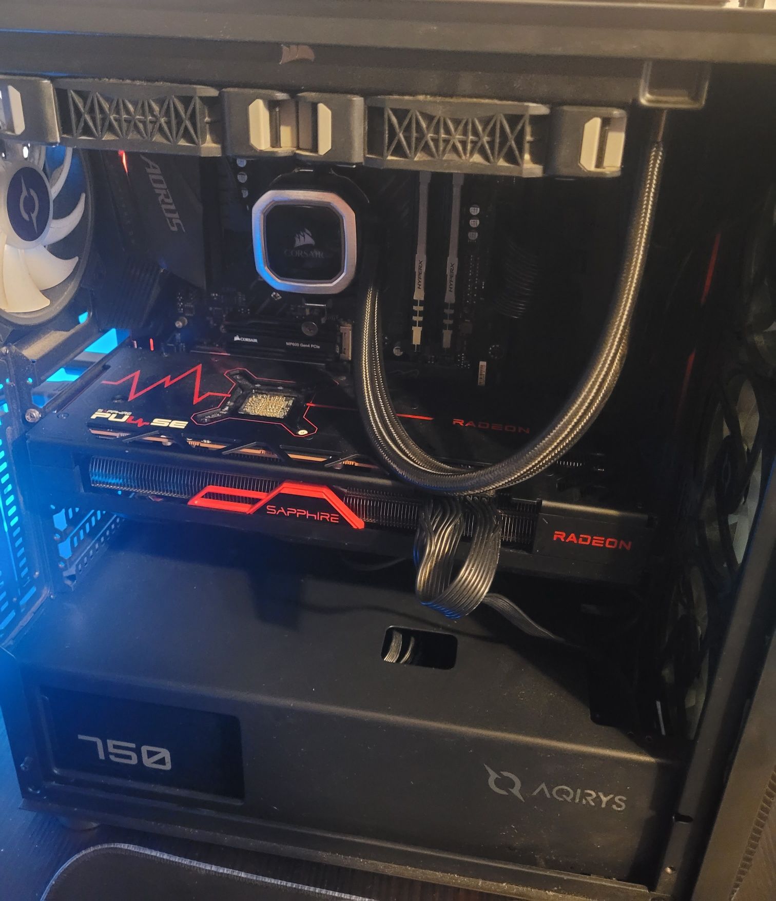 PC Gaming AMD R5 3600 RX 7900 GRE