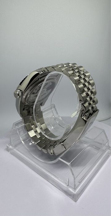 Часовник Seiko Mod Arabic Dial White