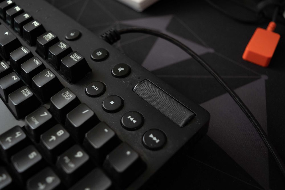 Logitech G610 Tastatura Mecanica Cherry MX red