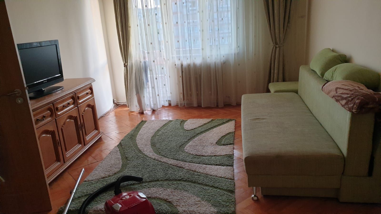 Închiriez apartament 2camere