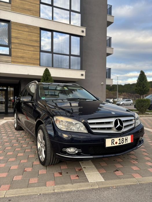 Mercedes c-class 320v6