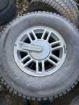 Комплект дисков с резиной на Hummer H3 275/70 R16