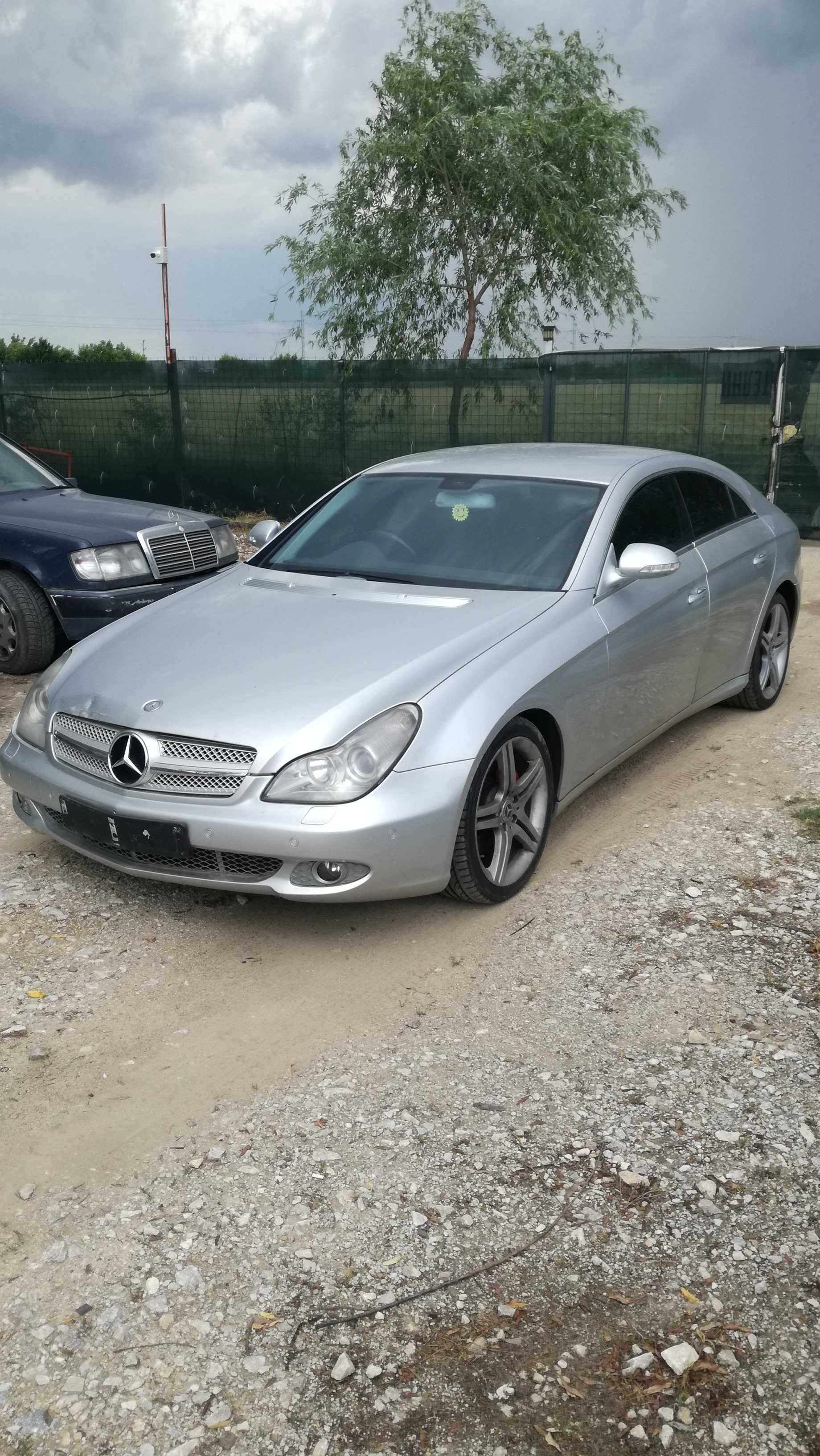 Мерцедес CLS W219 на части