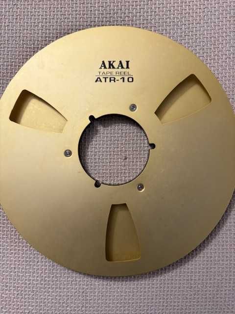 Rola AKAI pentru magnetofon