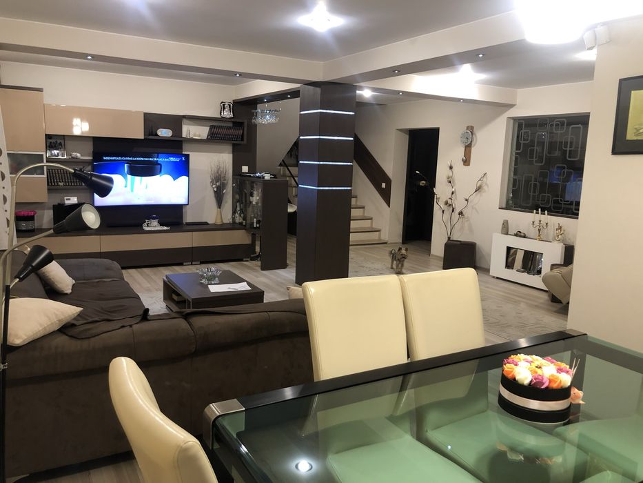 Vand vila  p +1 + mansarda