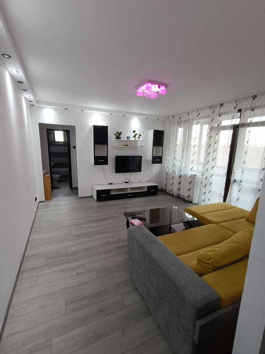 Închiriez apartament 2 camere Gara de Nord