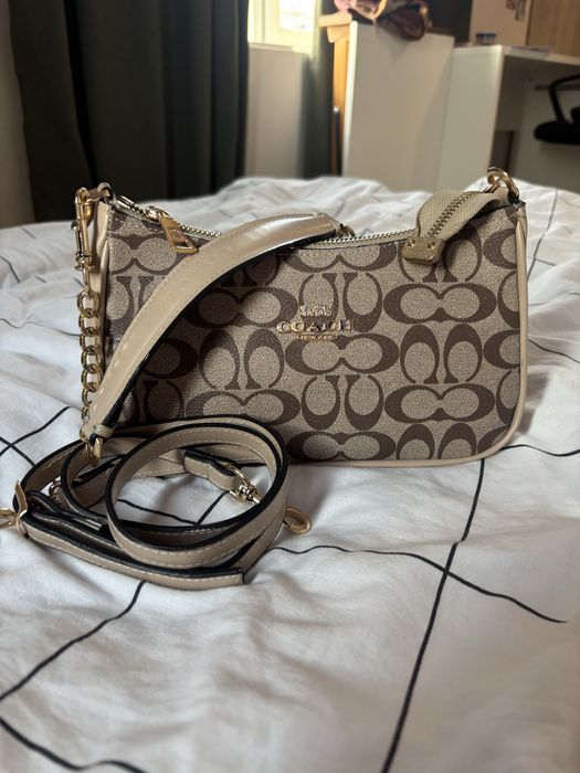 Чанта COACH new york