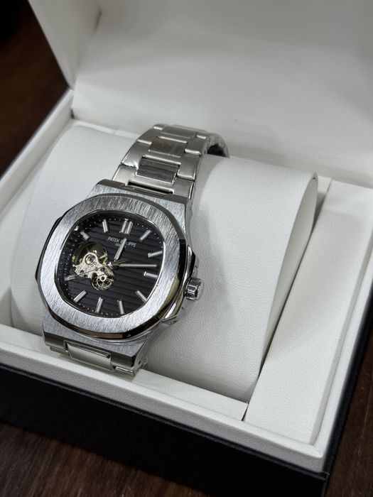 Patek Philippe Nautilus Skeleton (Mexanik Soat)