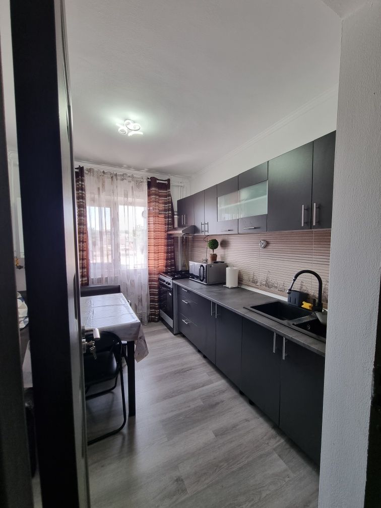 Închiriez apartament 2 camere ultracentral