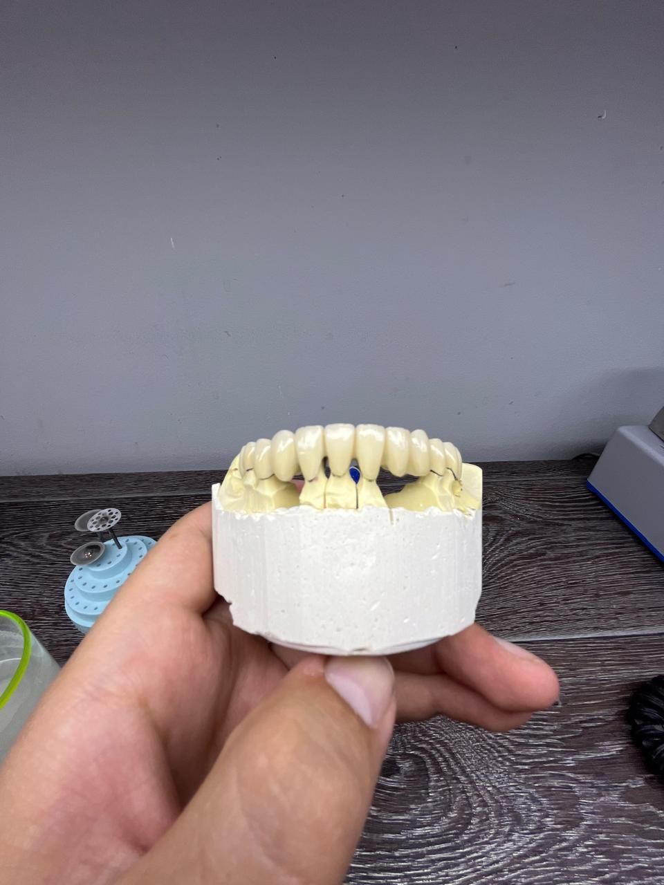 Зуботехнические работы