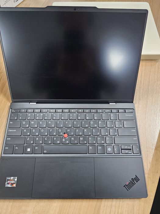 Lenovo ThinkPad Z13 Gen1 AMD Ryzen 7 PRO 6860Z 32/1TB OLED 2K 13.3