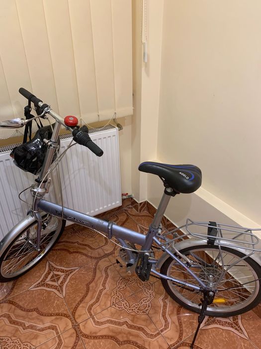 Vand bicicleta  pliabila in perfecta stare