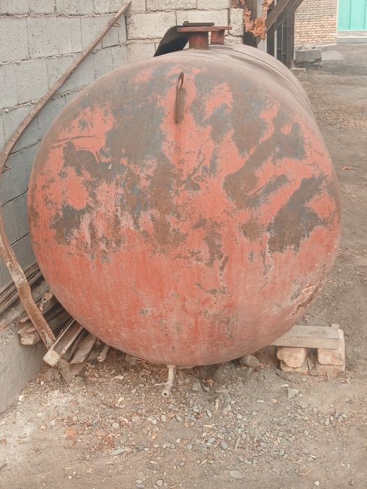 Йумкис бочка сотилади 3тона