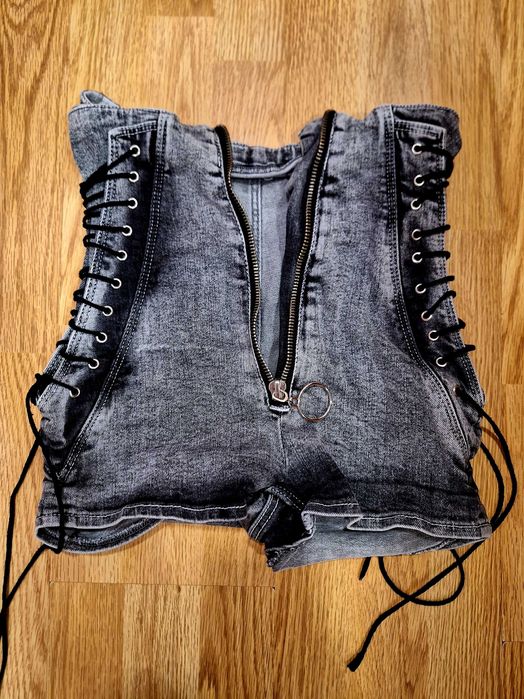 Дамски къси панталони с върви размер S