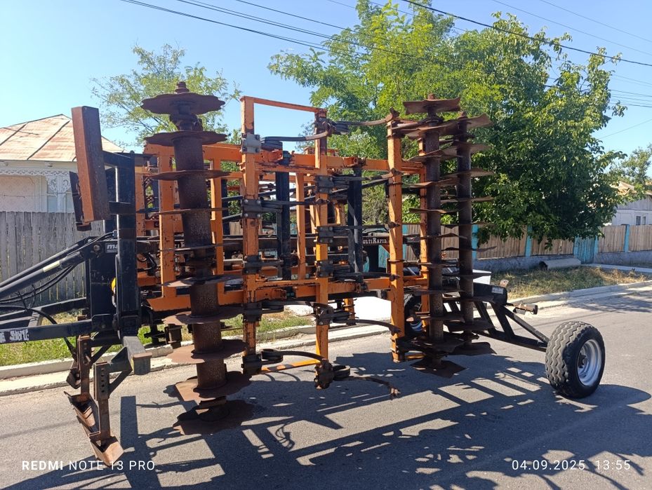 Cultirapid 4m 4 rânduri de discuri + tăvălug paker piese ok