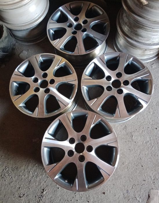 R16 Диска Тайета