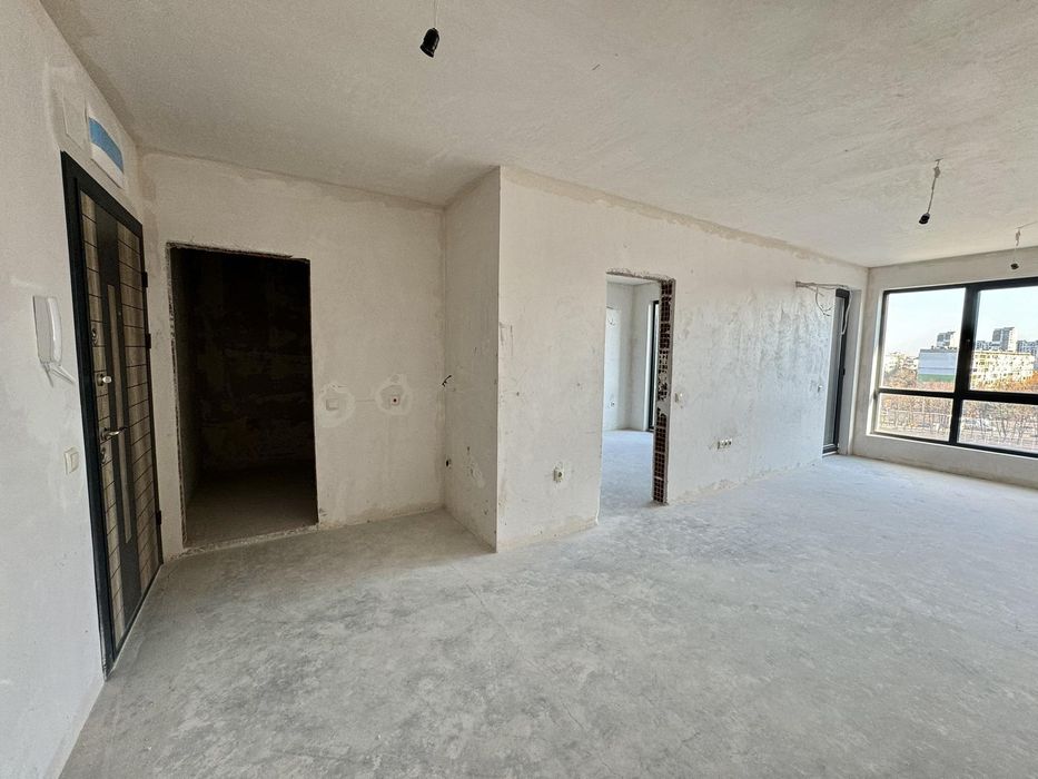 Продава се Двустаен апартамент в Бургас, Славейков - 61 кв.м за 1681 €/кв.м - Снимка #2