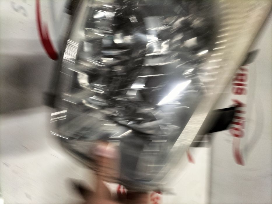 Десен фар Toyota RAV 4 / Тойота Рав 4 2002г.