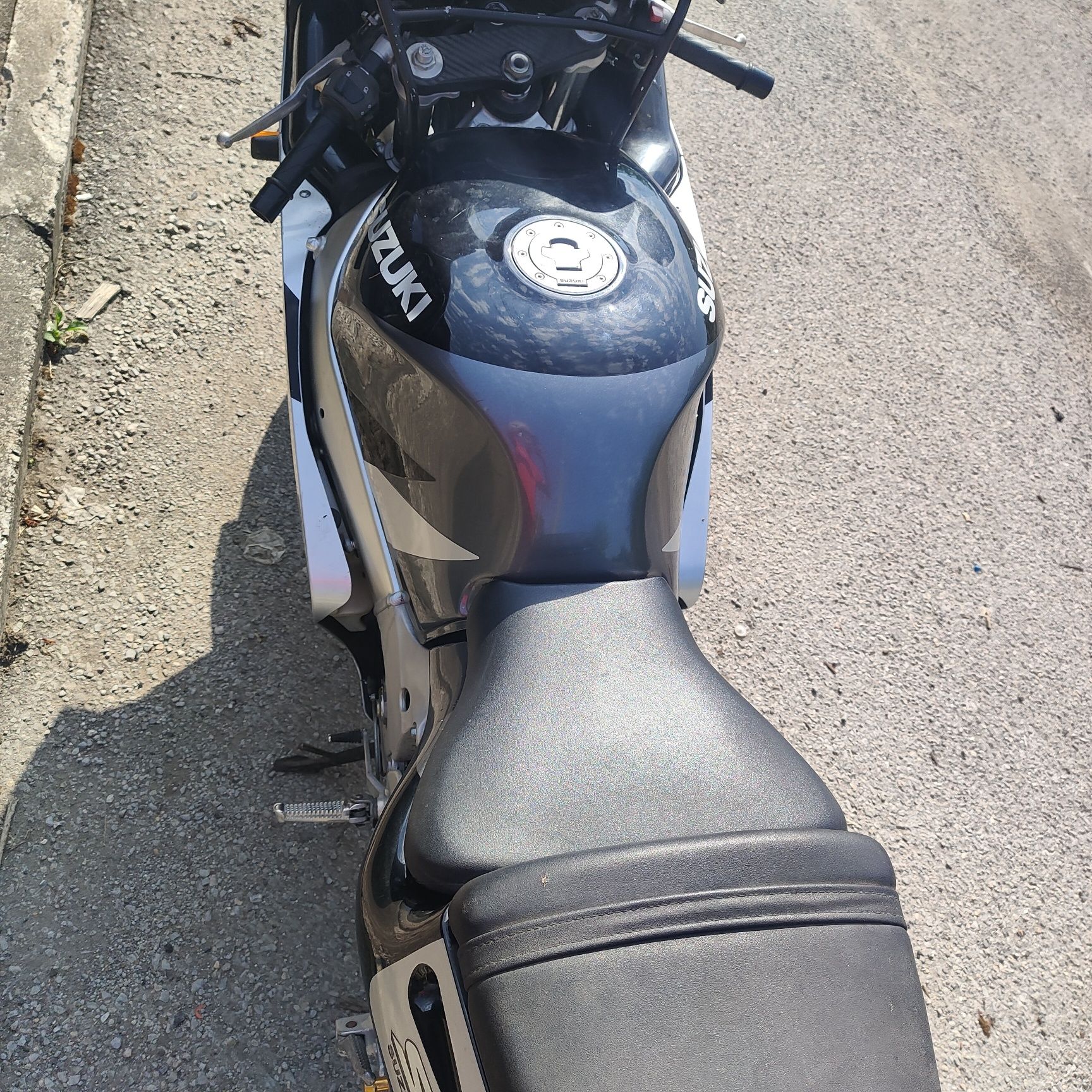 Suzuki gsxr 600 srad
