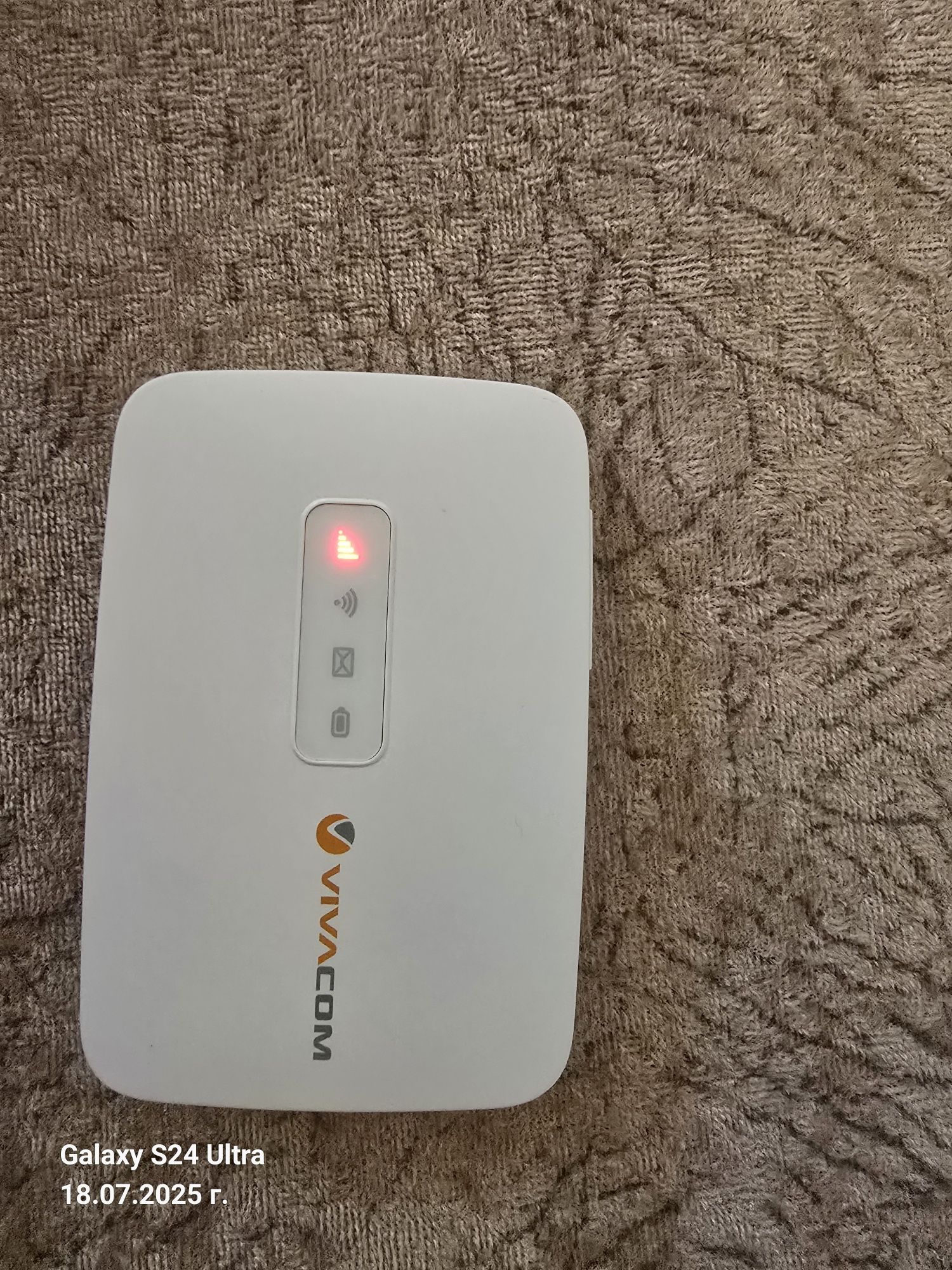 Продавам 4г .LTE бисквитка на виваком