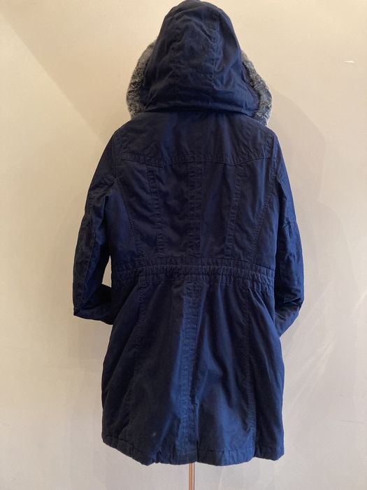 Палто Esprit. Цвят: черен. Размер XL.