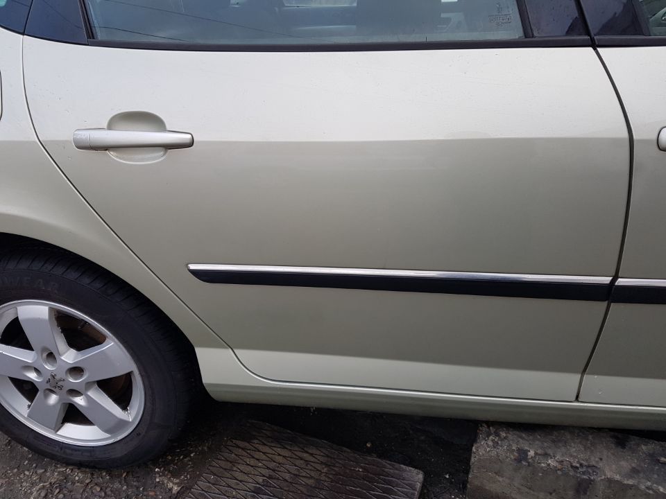 Usa / Portiera Dreapta Spate Peugeot 407 Break 2004 - 2010 Cod Culoare KCV