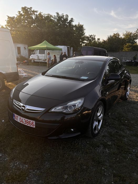 Opel Astra GTC