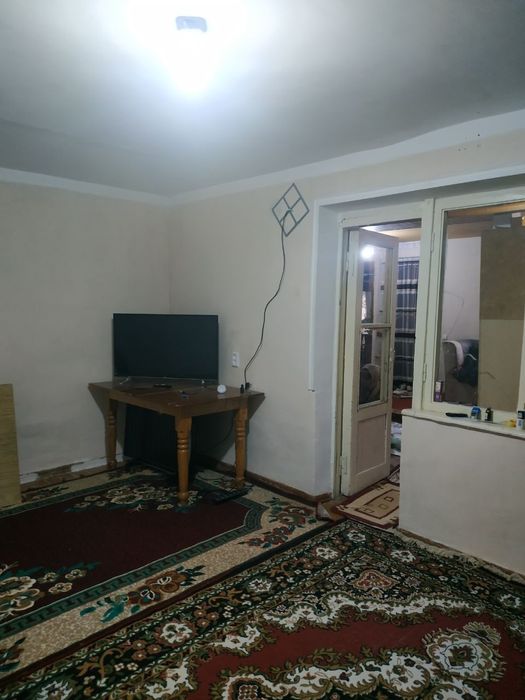 2 xonali kvartira sotiladi. Jizzax shaxar Toshloq max, narimanov ko'ch