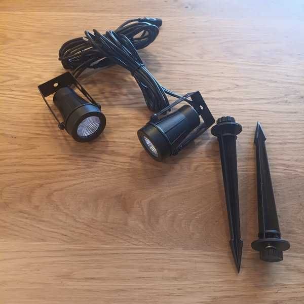 НОВО! LED Градински прожектори 12V, 3W, топла светлина, 2 бр
