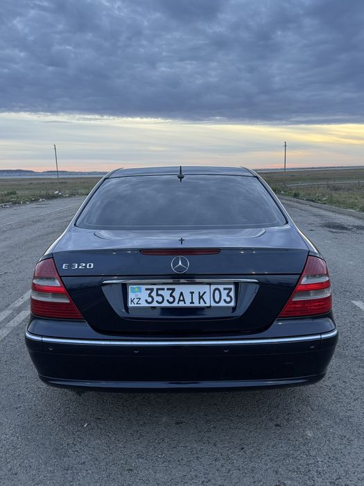 Mercedes e320 W211