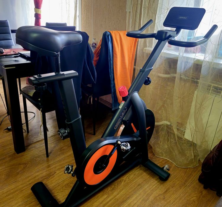 Велотренажер Велотренажер Genau zest pro c6 вертикальный