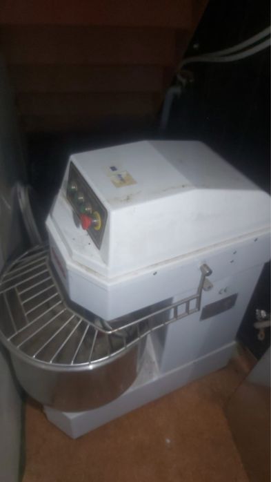 Malaxor 30 litri nou