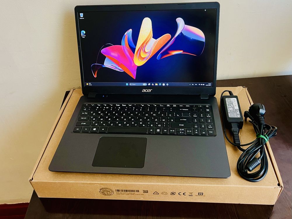 Acer Core i3 10 pokoleniya
