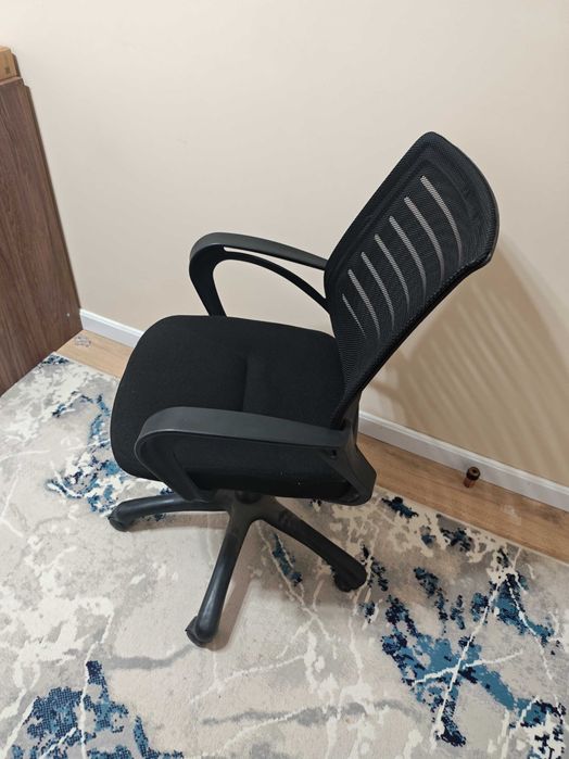 Компьютерное кресло