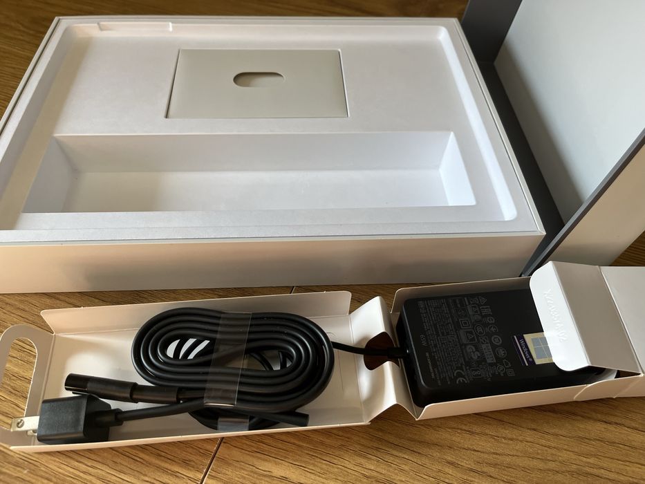 Surface Pro 7 планшет на Windows Microsoft i5 - 10gen 8gb 128 ssd