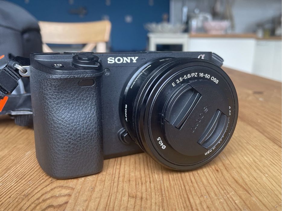 Sony A6400 с китов обектив 16-50mm OSS