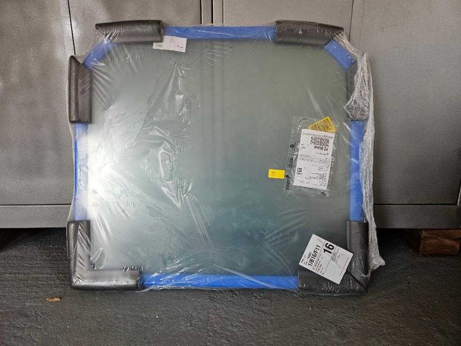 luneta geam John Deere 5100M , 5115M , John Deere 5100R, 5125R