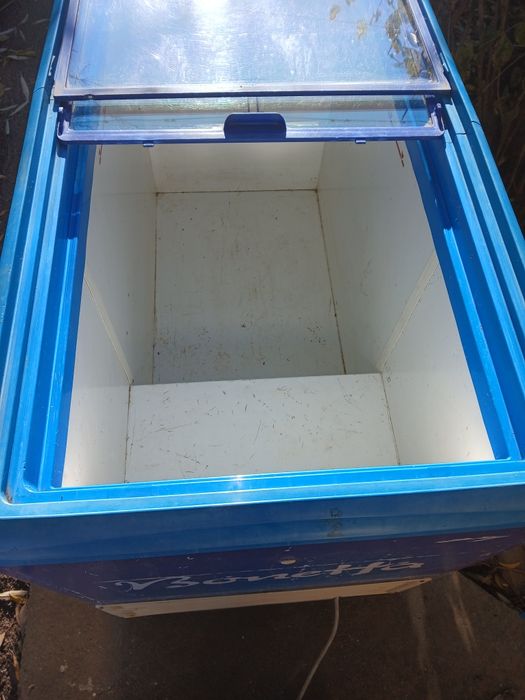 Vând ladă frigorifică