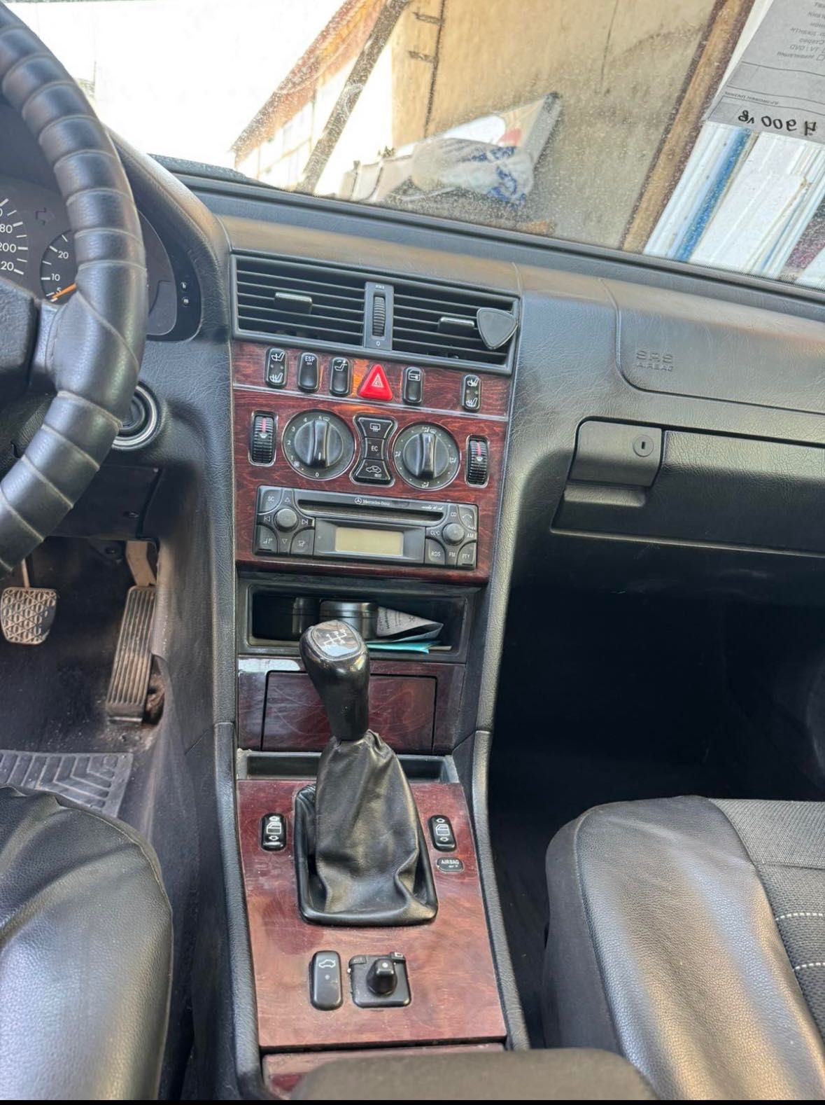 Mercedes Benz C180