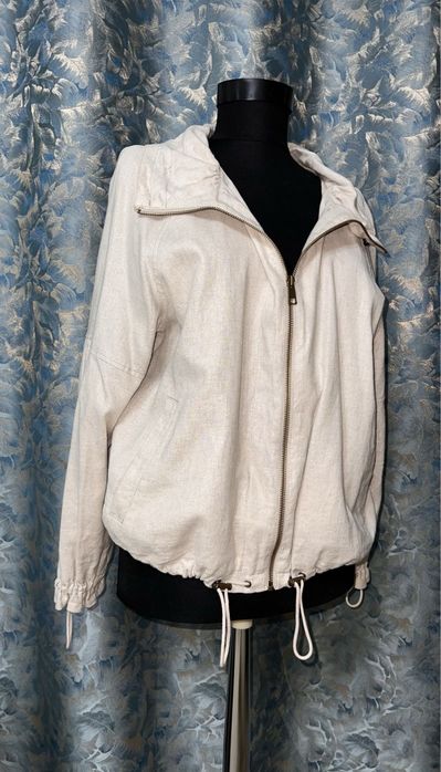 Jacheta model deosebit Esprit