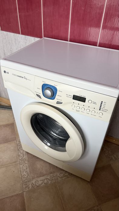 Продам стиральную машину LG