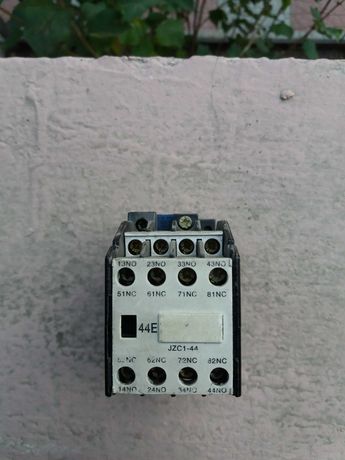 модульный контактор JZC1-44 4NO 4NC тип - реле