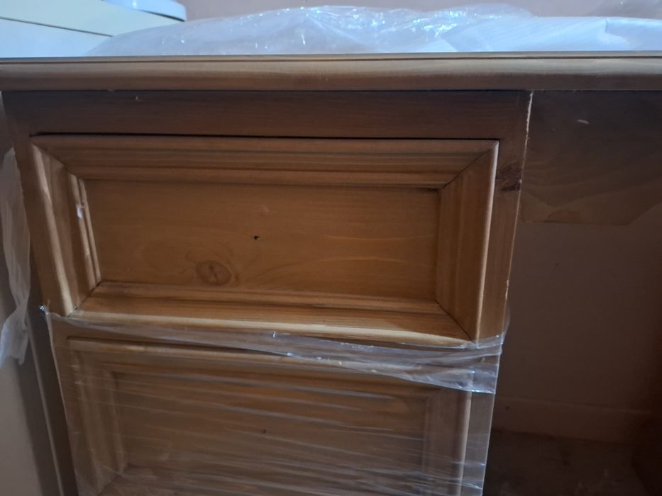 Masă de birou! Esenta brad, lemn de calitate superioara!