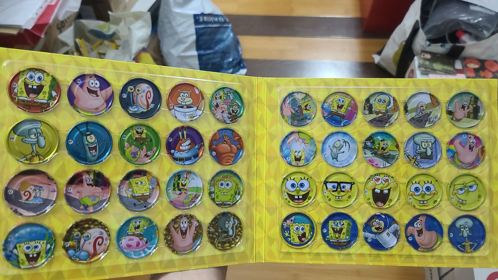 Colectia minidiscuri Sponge SpongeBob Carrefour