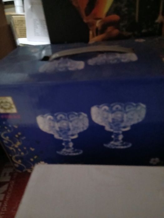 Посуды сатылади 25мин сум