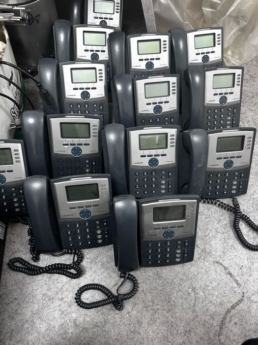 Продадим телефоны LINKSYS кол-во 13 шт