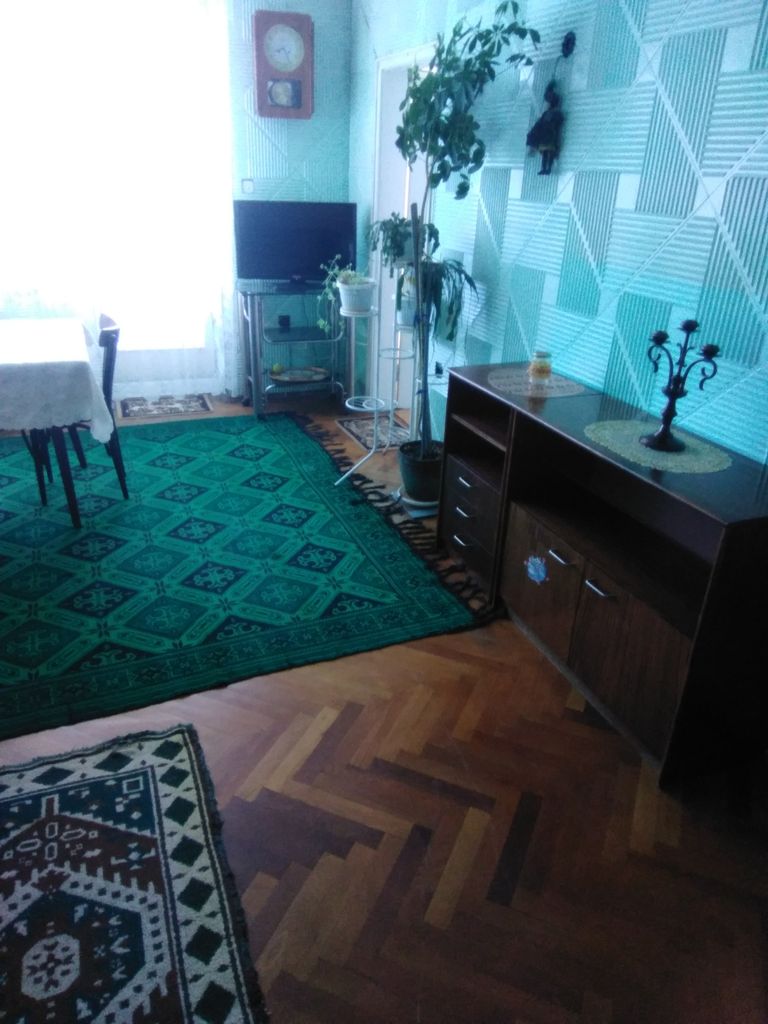 Дава се под наем Двустаен апартамент в Русе, Централен южен район - 68 кв.м за 239.7 € - Снимка #3