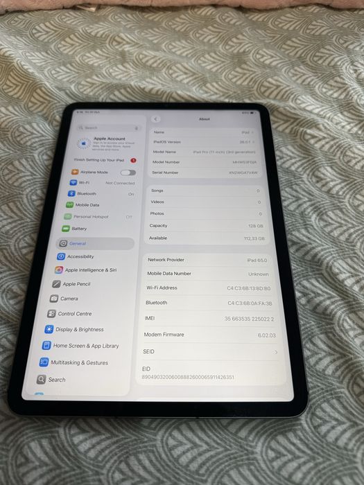 Перфектен iPad Pro 11 inch 3rd gen. 128 Cellular + Wifi