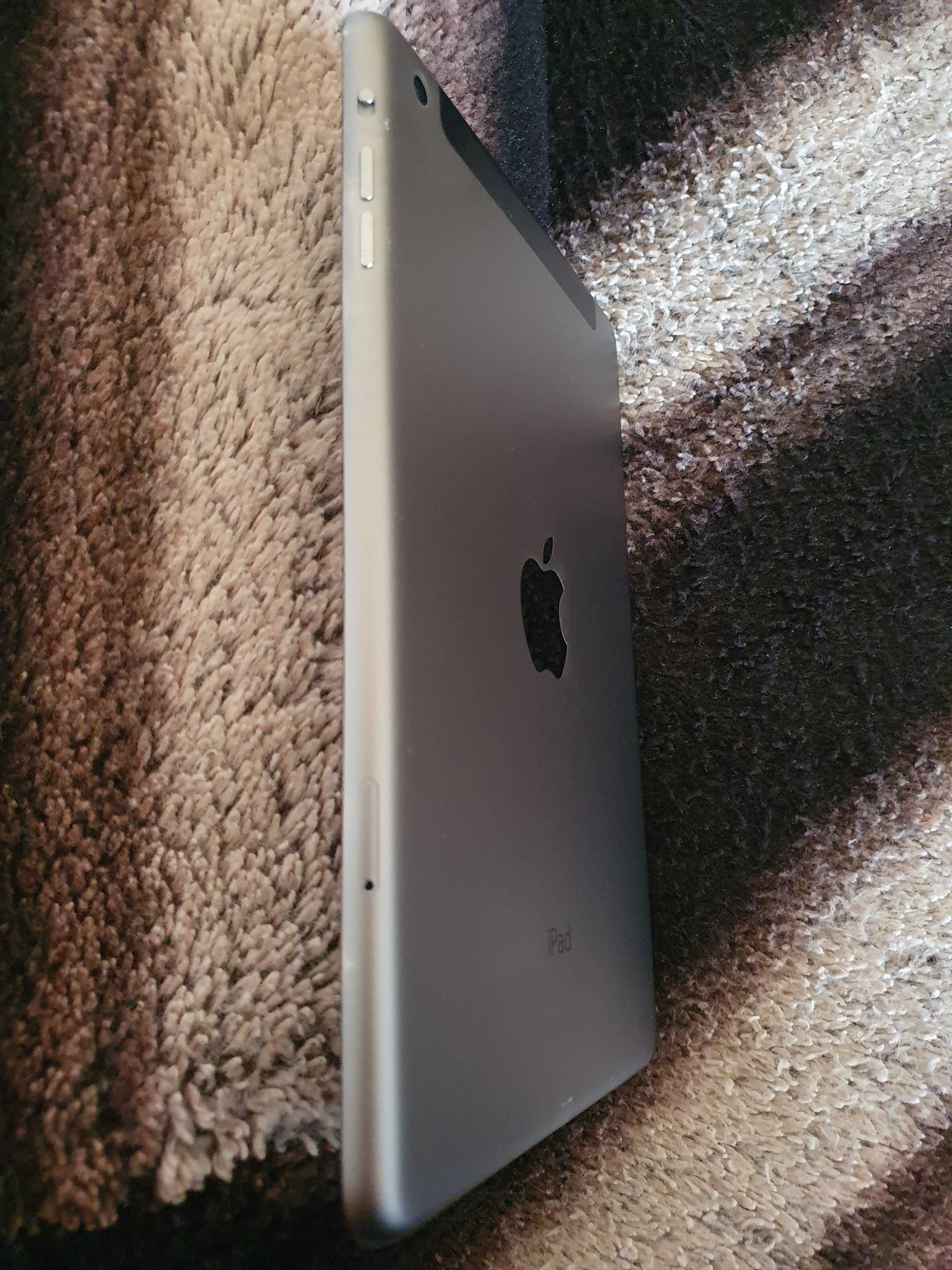 iPad mini 16GB Wi-Fi+LTE
