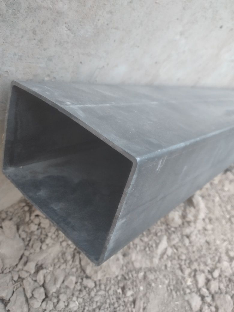 Temir ustun va temir shopil  bor 
12×8 Tem